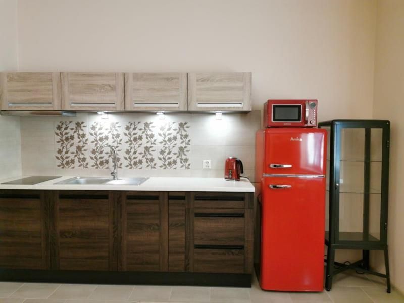 Little Big Red - Central Modern Studio Краків Екстер'єр фото